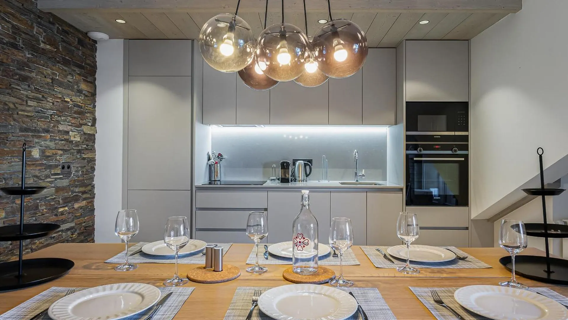 Lejlighed Charmant Appartement Meribel Avec Cheminee Et Parking - Fr-1-565-23 Les Allues